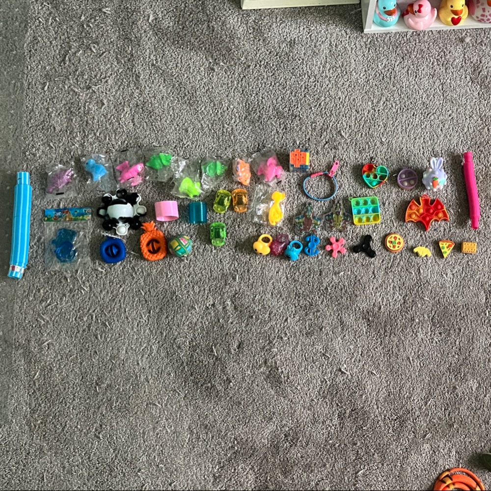 Fidget toys/claw machine toys/party favors